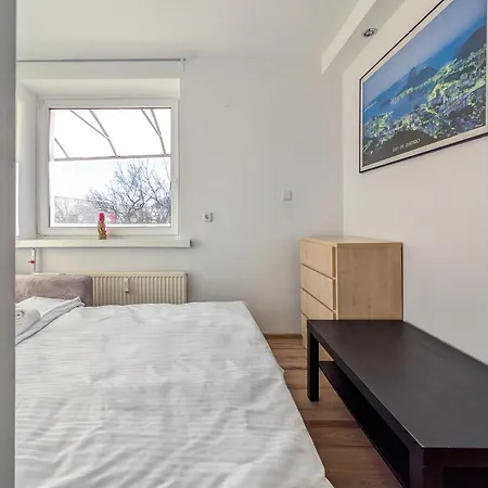 Prusa By Bookinghost